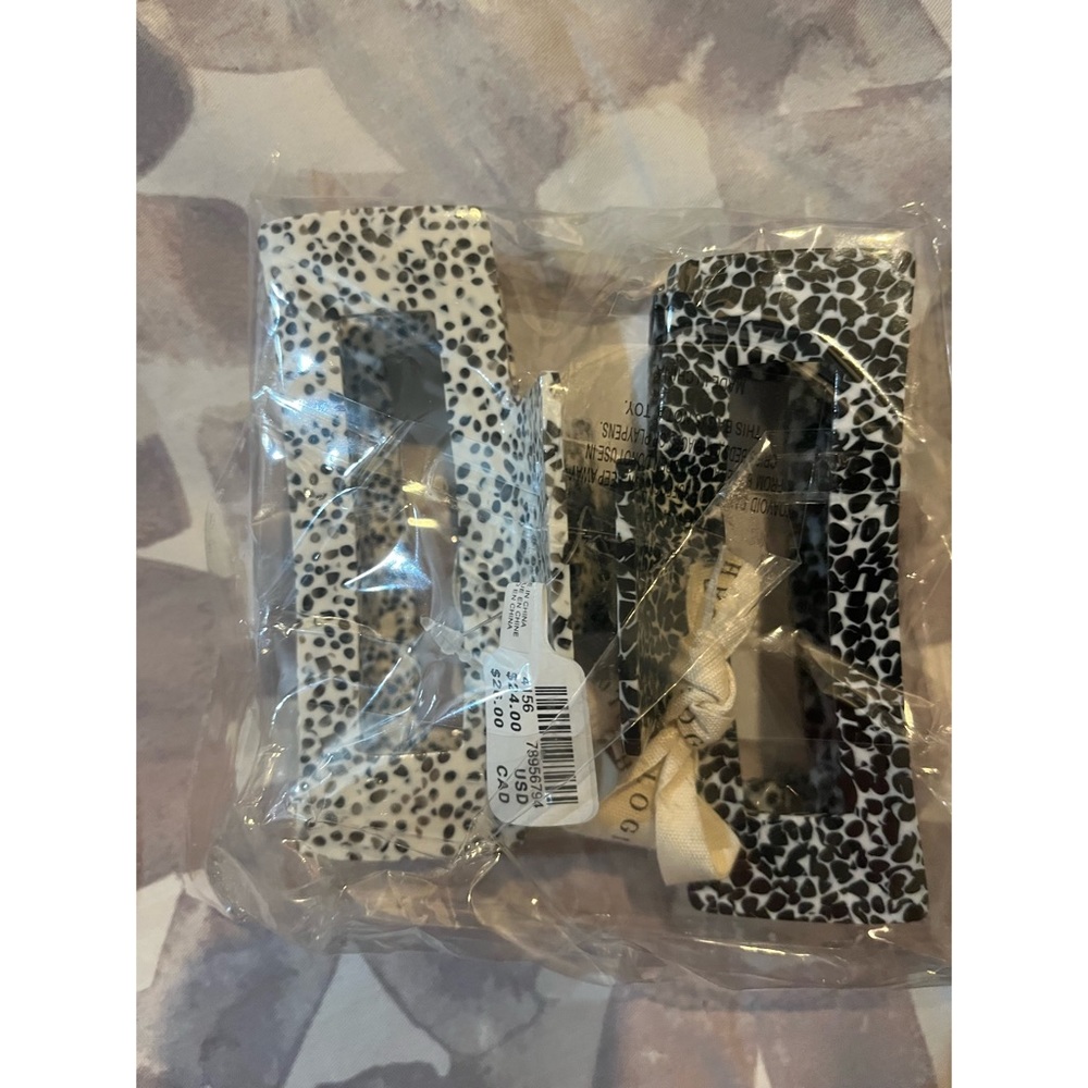 Hair Clips - Picture 3 of 4